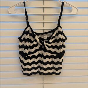 Amisu Black and Cream Tie Front Crop Camisole